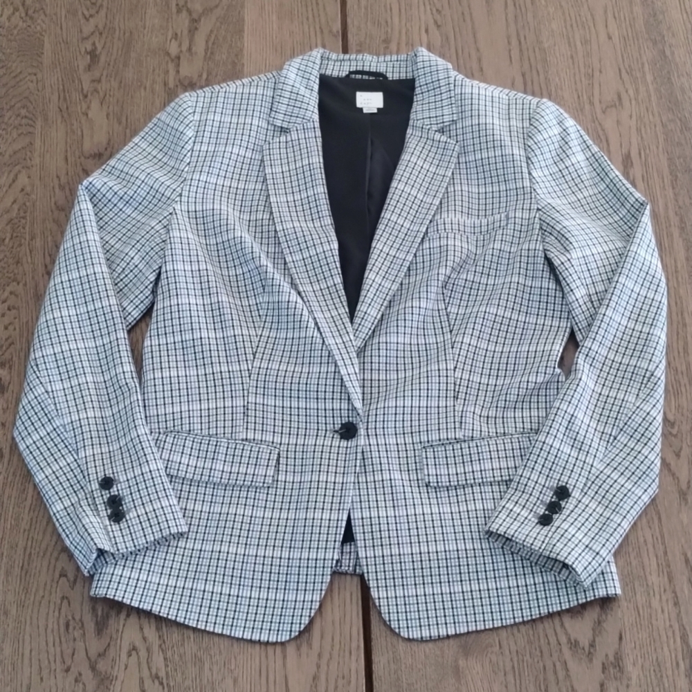 A New Day Plaid Blazer One Button Close Rayon Blend Women's Flap Pockets